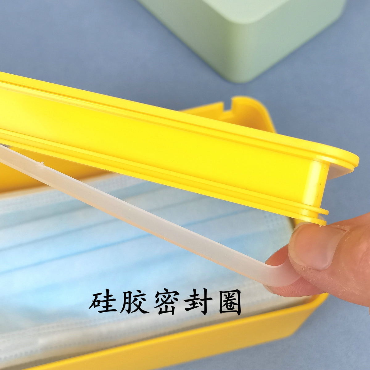 Spot Wet Tissue Box with Lid Paper Box Mask Box Storage Box Household Dust-proof Desktop Sealed Wet Tissue Box